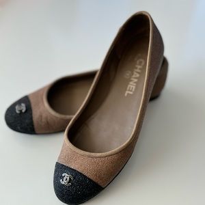 Beautiful, sparkly CHANEL Ballet Flats -  **excellent condition**  SIZE 7.0